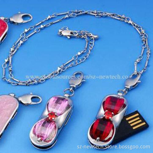 Jewelry Crystal Keychain USB Drives w/1GB to 64GB Capacity, Plug-and-play, OEM/ODM Order Welcomed